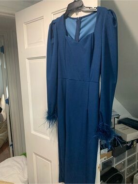 Elegant Long-Sleeve Feather Cuff Midi Dress in Deep Blue